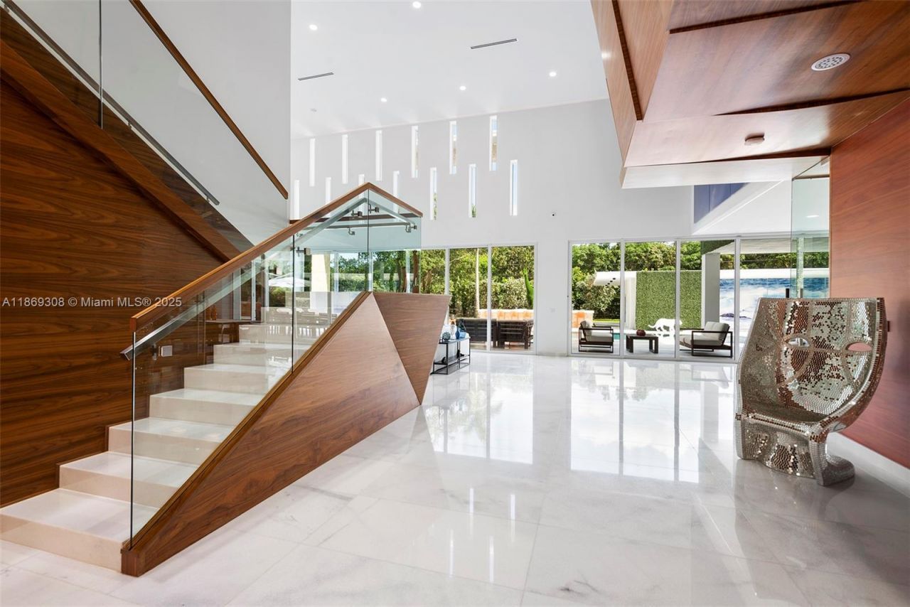 7450 SW 102nd St, Pinecrest, FL 33156 Photo