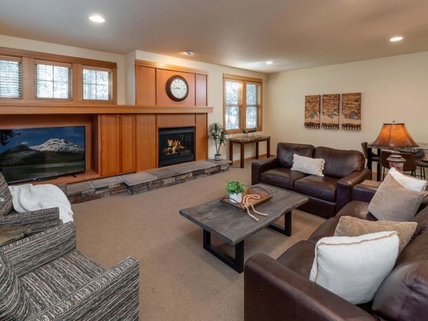 57111 Fremont Drive, Unit 2, Sunriver, OR 97707