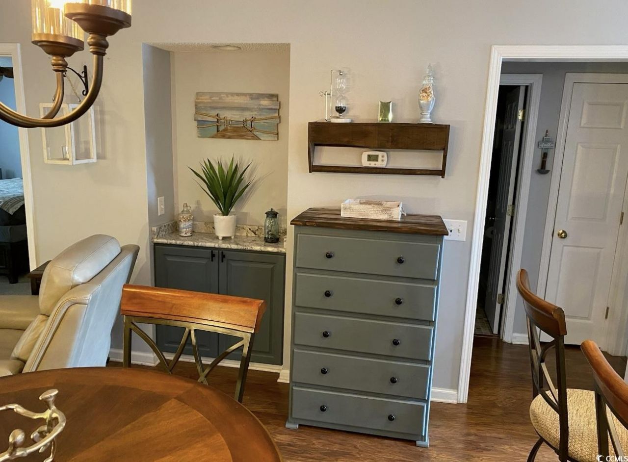 4430 Eastport Blvd. Photo 4