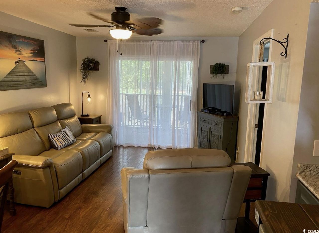 4430 Eastport Blvd. Photo 6