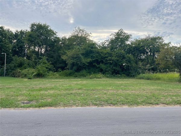 Junction Street, Muskogee, OK 74401
