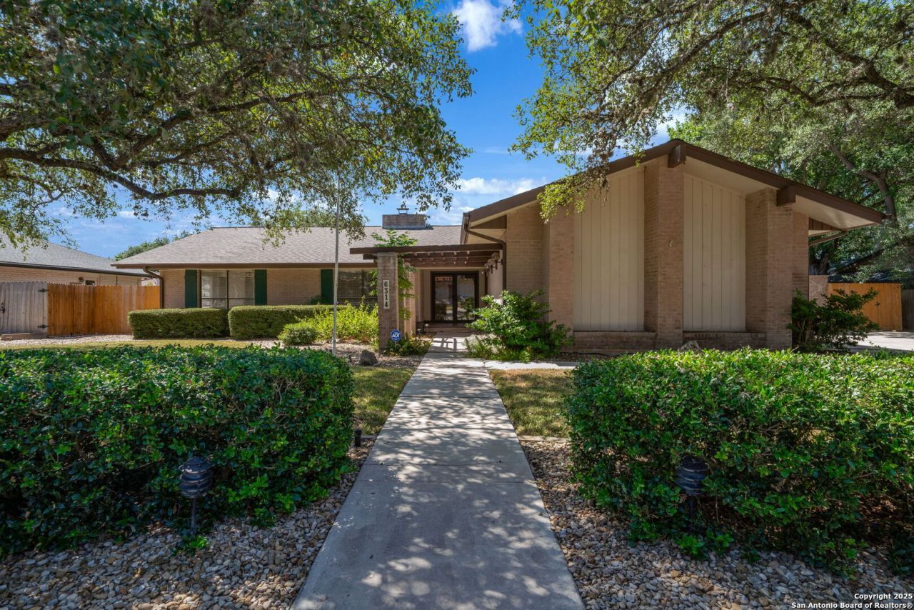 6314 Cypress Crk, Windcrest, TX 78239 Main Photo