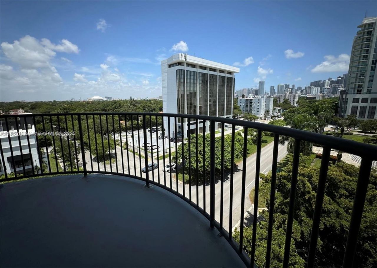2701 SW 3rd Ave, Unit 503, Miami, FL 33129 Photo