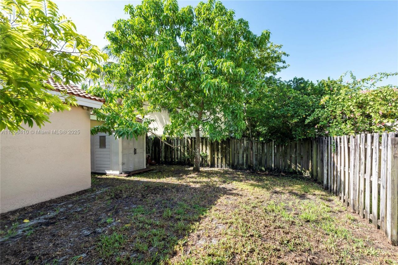 1426 Seagrape Cir, Weston, FL 33326 Photo