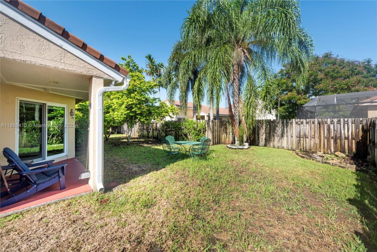 1426 Seagrape Cir, Weston, FL 33326 Photo