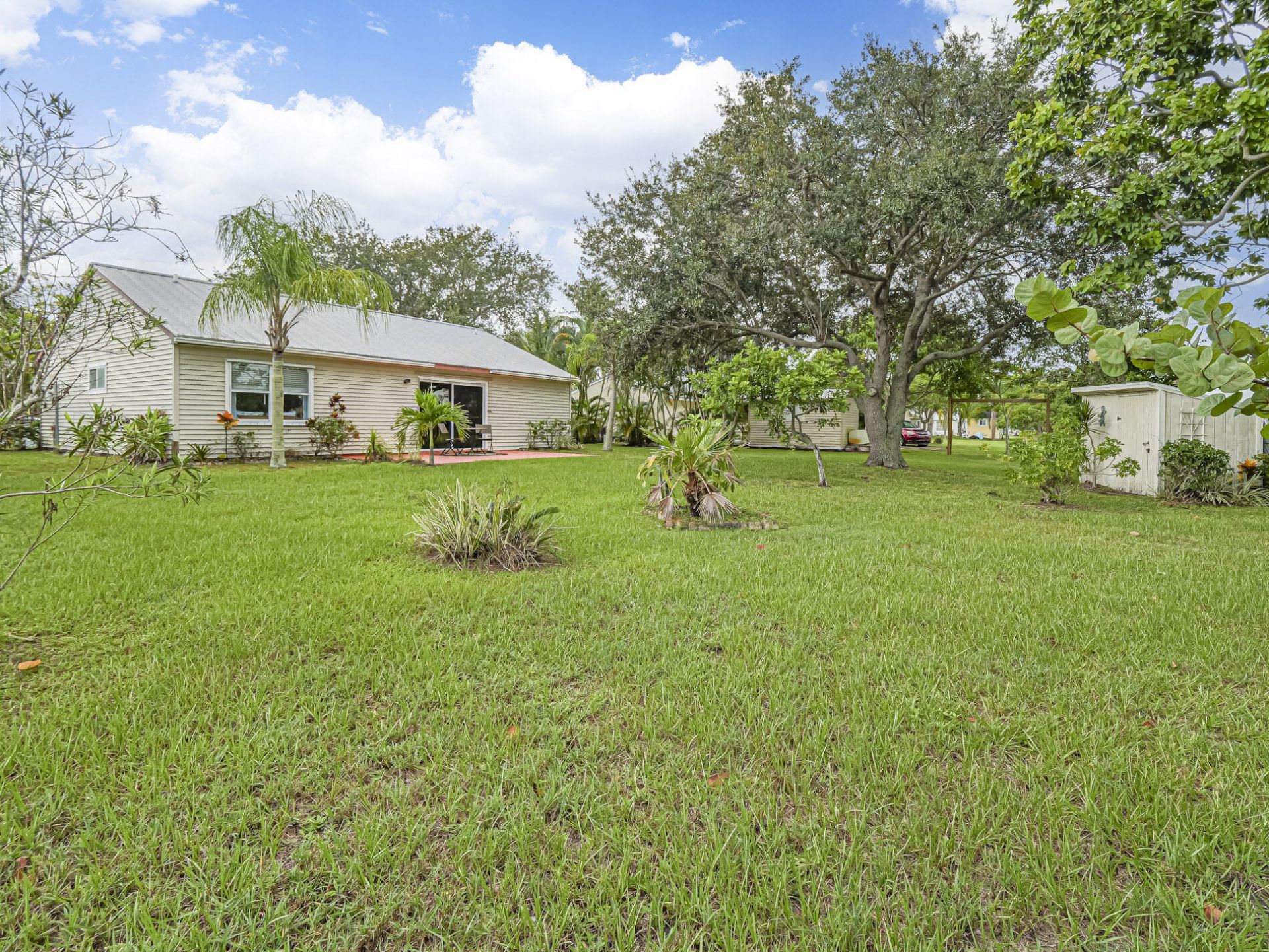 2050 SE West Dunbrooke Circle, Port Saint Lucie, FL 34952 Photo