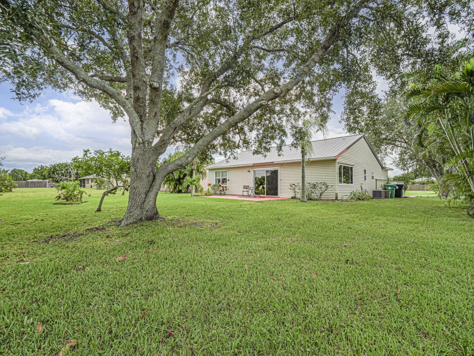 2050 SE West Dunbrooke Circle, Port Saint Lucie, FL 34952 Photo