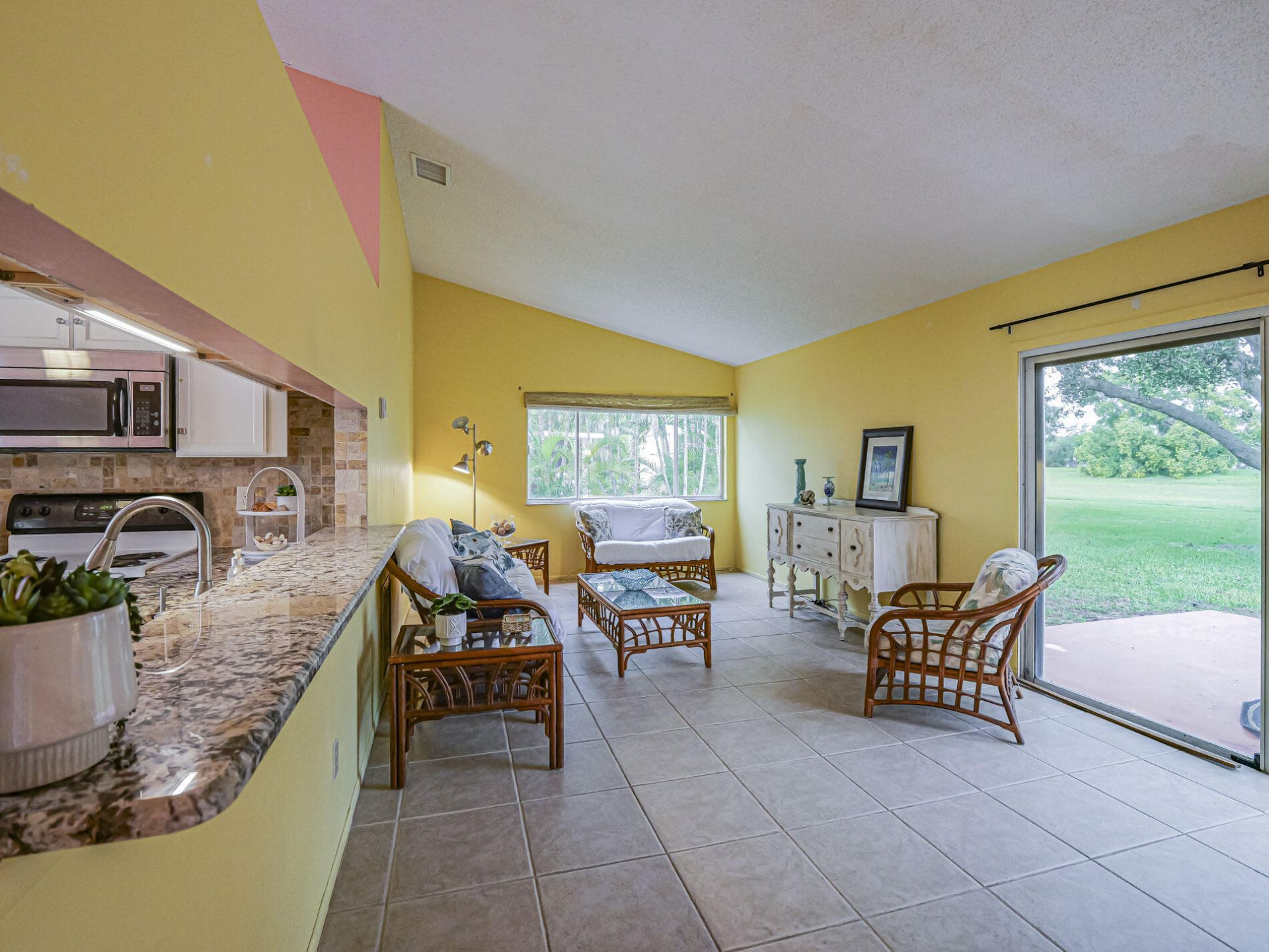 2050 SE West Dunbrooke Circle, Port Saint Lucie, FL 34952 Photo