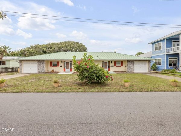 319 Columbus Avenue, New Smyrna Beach, FL 32169