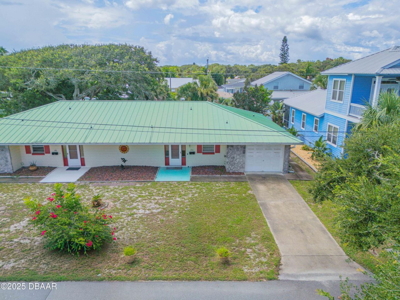 319 Columbus Avenue, New Smyrna Beach, FL 32169 Photo