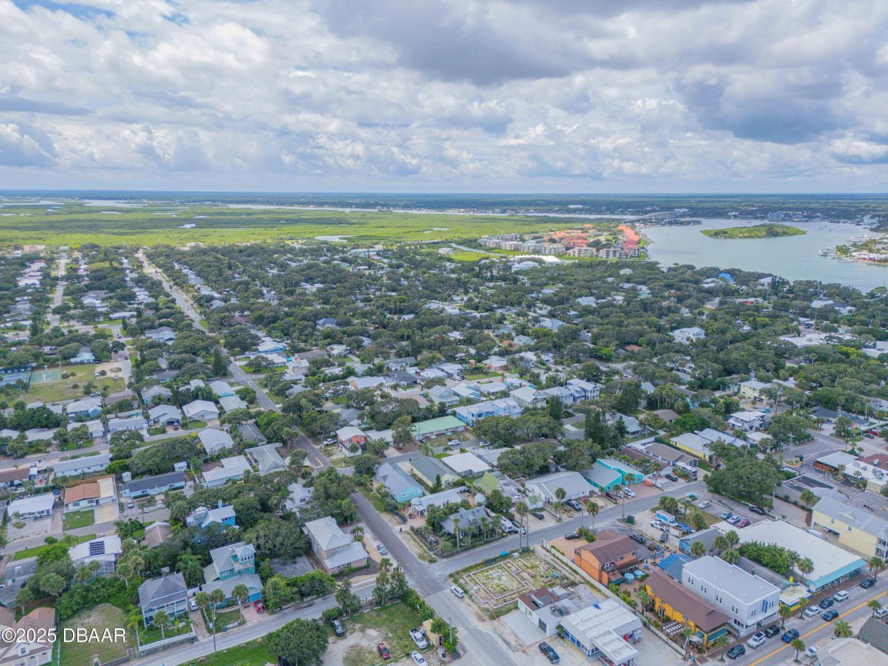 319 Columbus Avenue, New Smyrna Beach, FL 32169 Photo