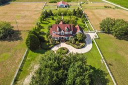 4875 Cameron Rd photo 4