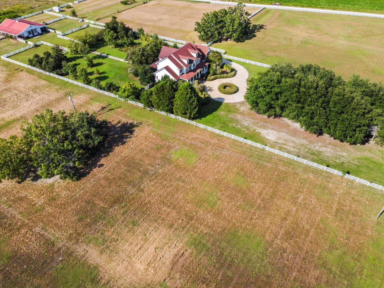 4875 Cameron Rd Photo 4