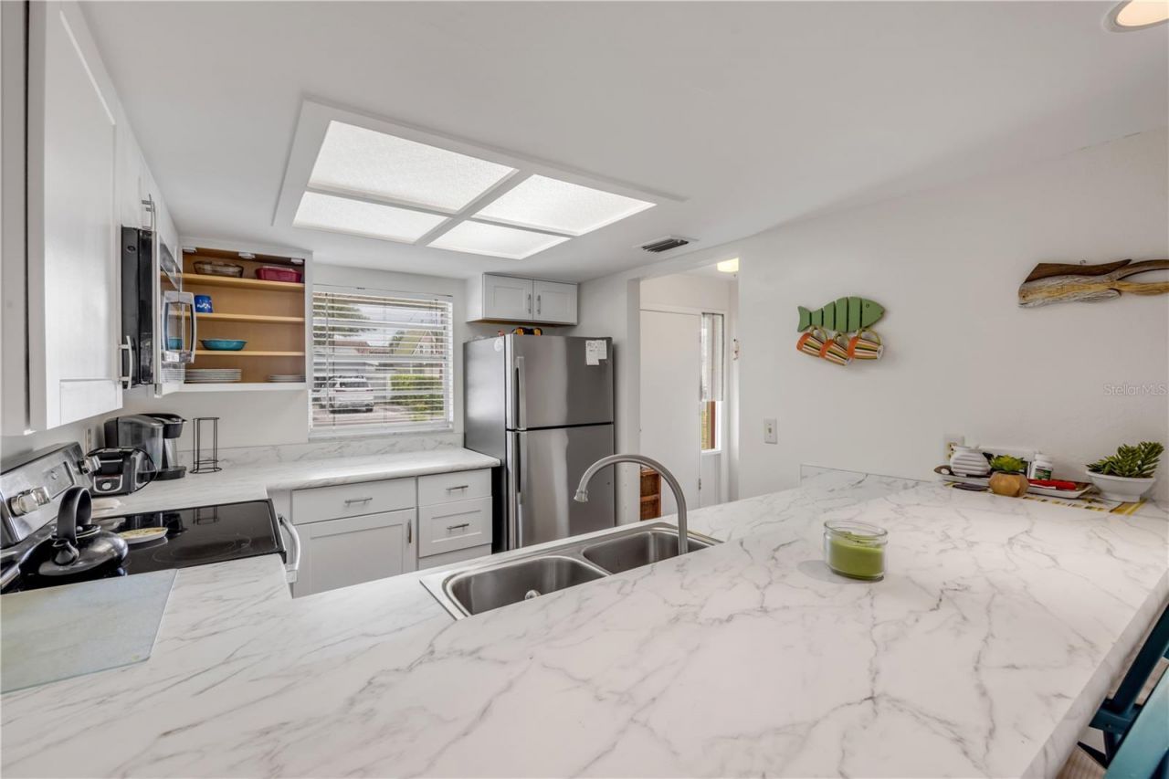 319 Columbus Avenue, New Smyrna Beach, FL 32169 Photo