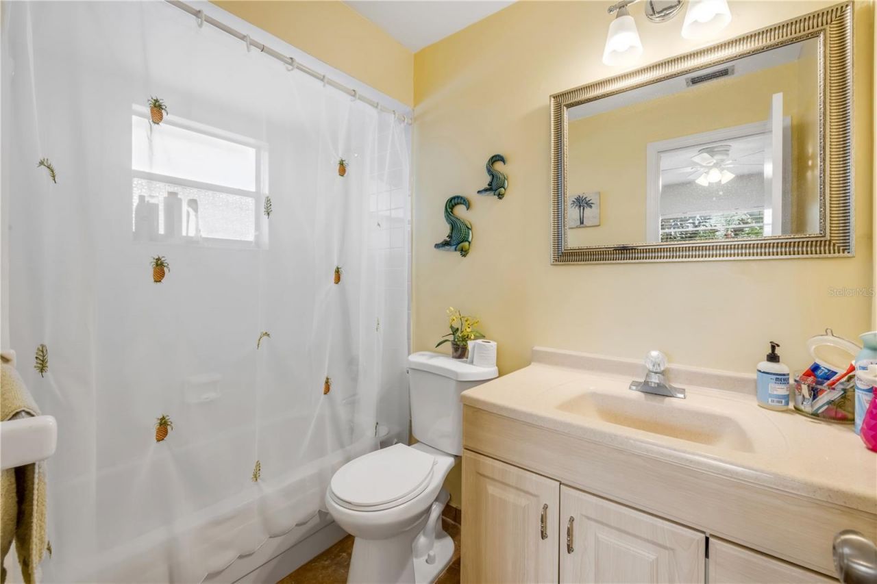 319 Columbus Avenue, New Smyrna Beach, FL 32169 Photo