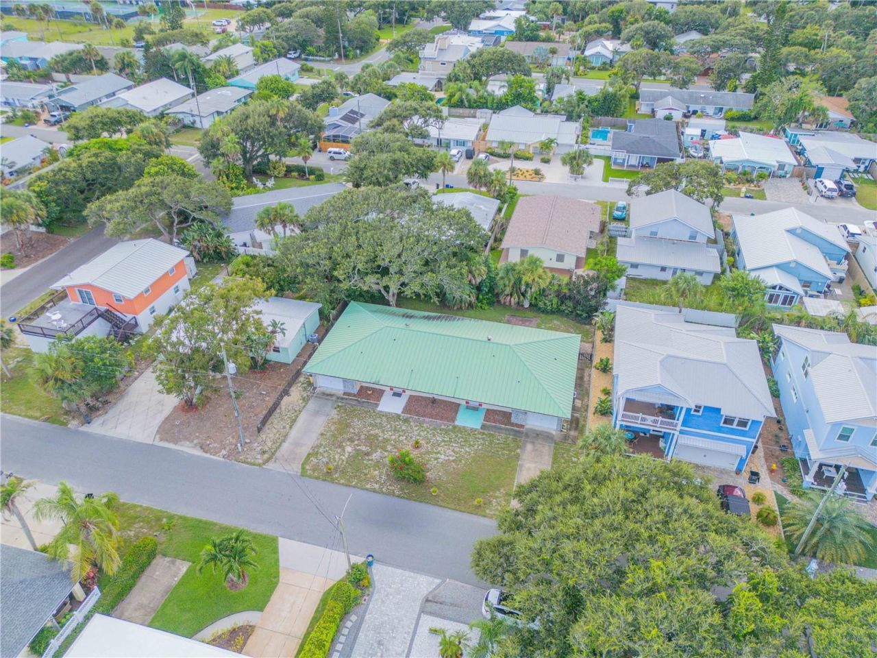 319 Columbus Avenue, New Smyrna Beach, FL 32169 Photo