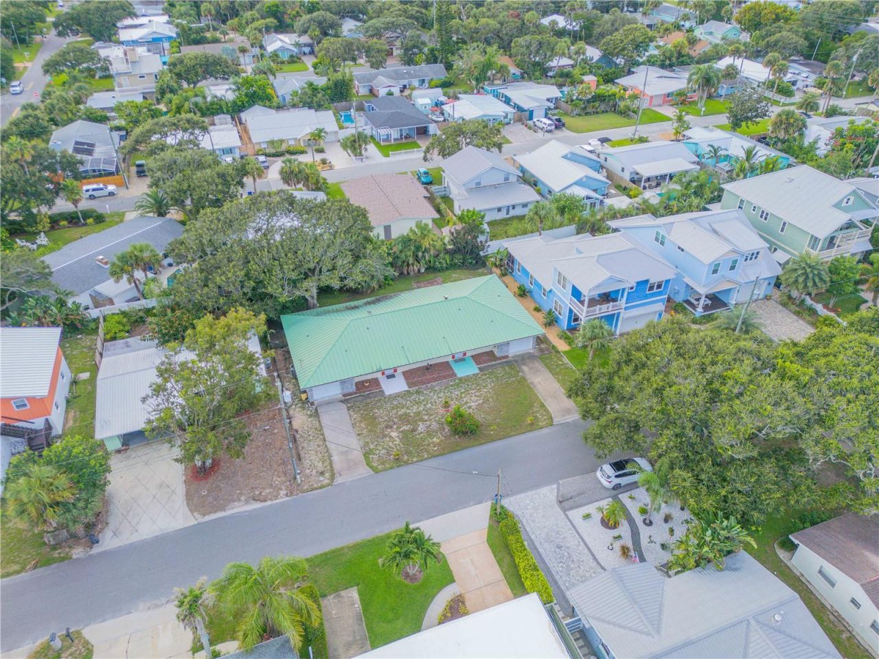 319 Columbus Avenue, New Smyrna Beach, FL 32169 Photo