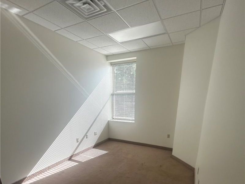 265 W Main Street, Unit 102, Kent, OH 44240 Photo 12