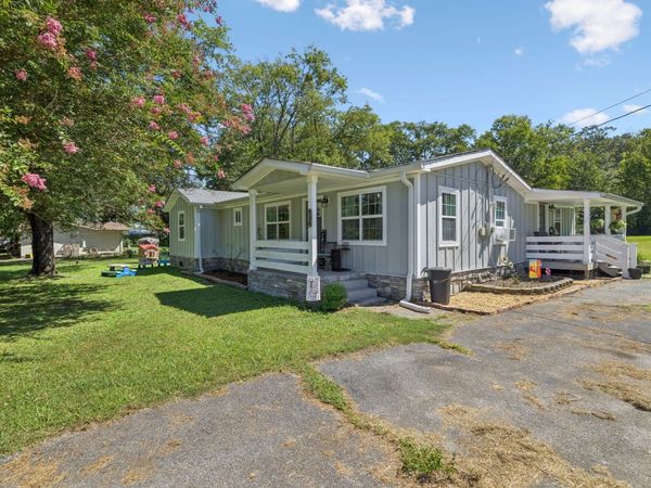 736 Hancock Rd, Jasper, TN 37347