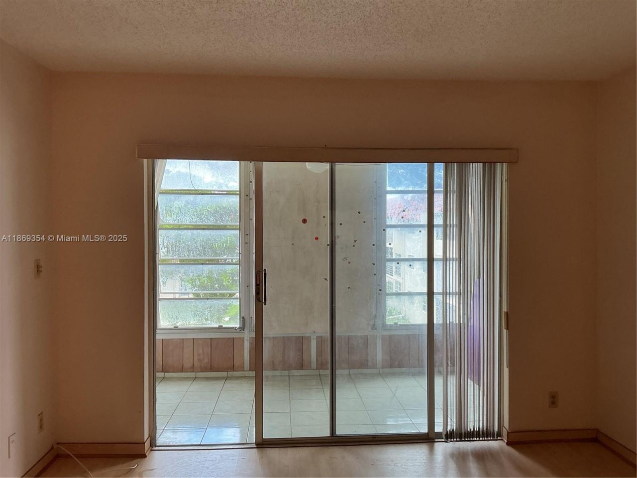 2600 W Sunrise Lakes Dr, Unit 305, Sunrise, FL 33322 Photo