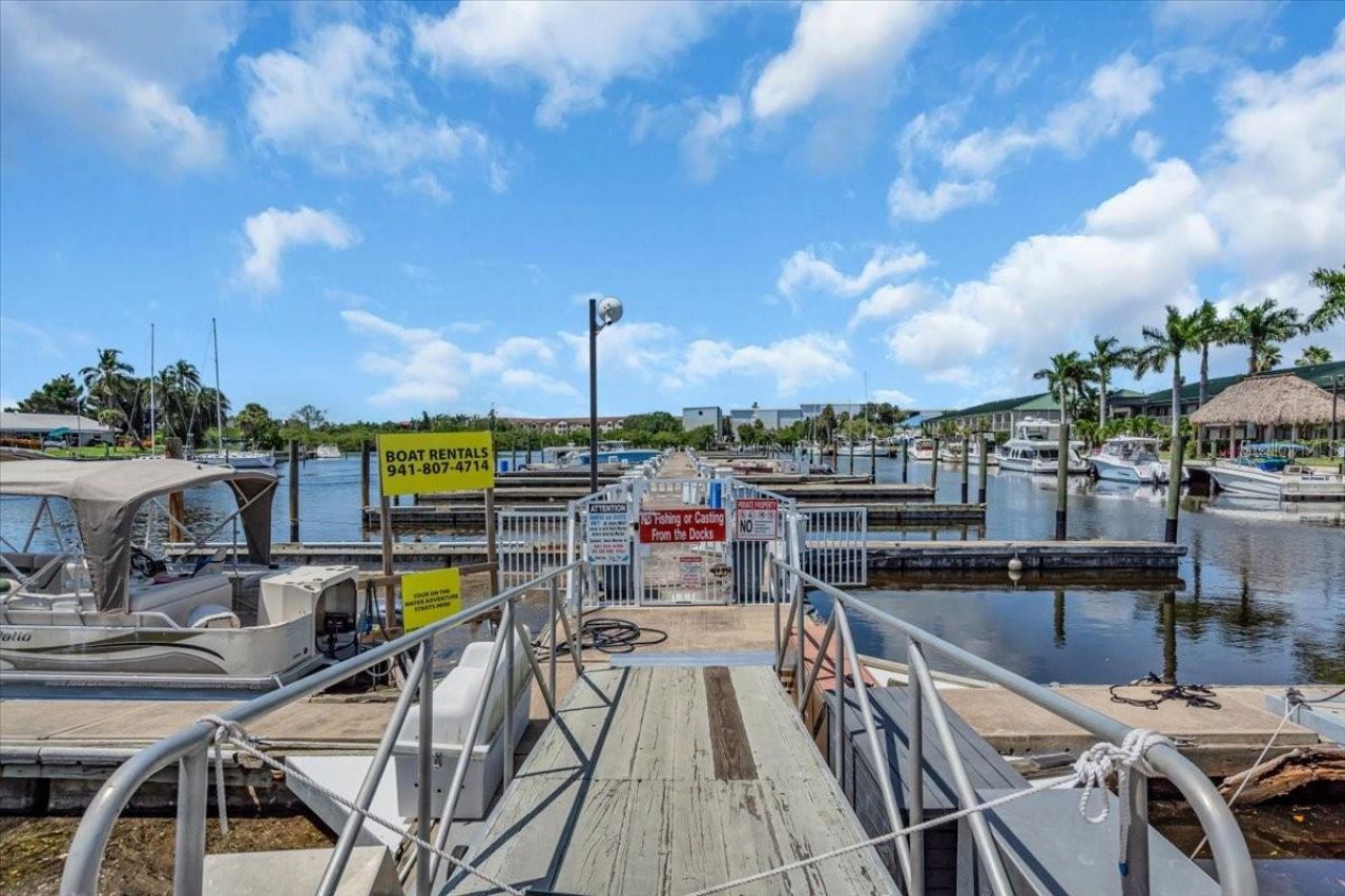 7150 N Tamiami Trail, Unit C-128, Sarasota, FL 34243 Photo