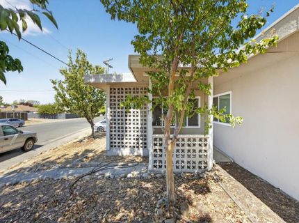 98-98 1/2 Dean Way, Folsom, CA 95630 Photo