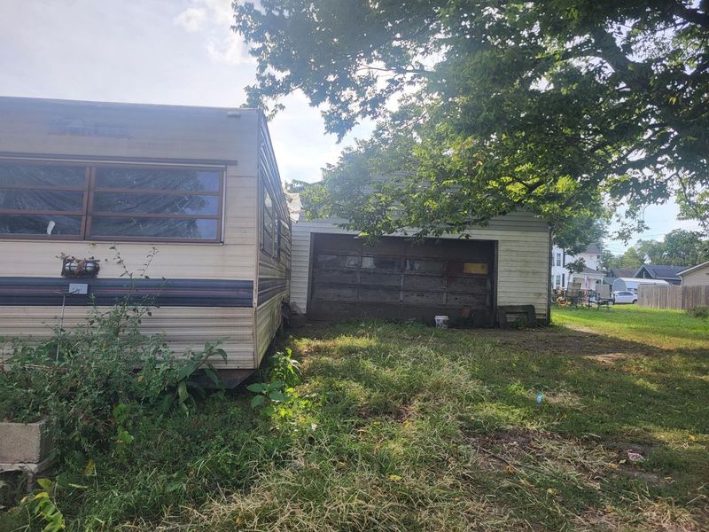 116 S 1st Street, Newark, OH 43055 Photo 3