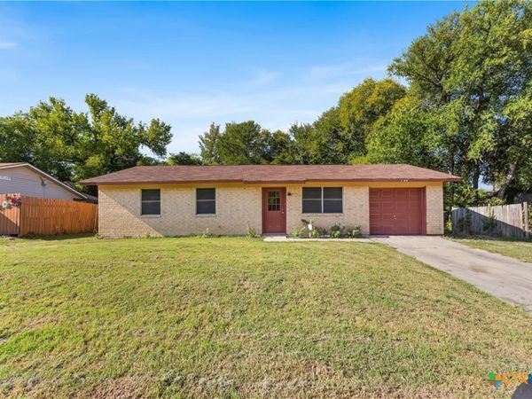 104 E Arlo Road, Harker Heights, TX 76548