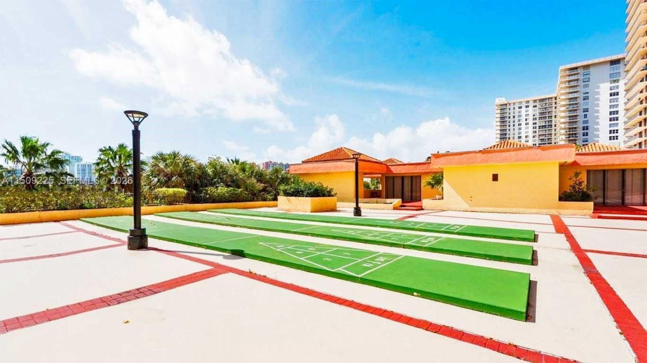 210 174th St, Unit 805, Sunny Isles Beach, FL 33160 Photo