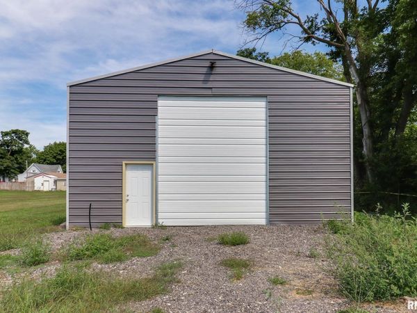 407 W BOUNDARY Street, Stanford, IL 61774