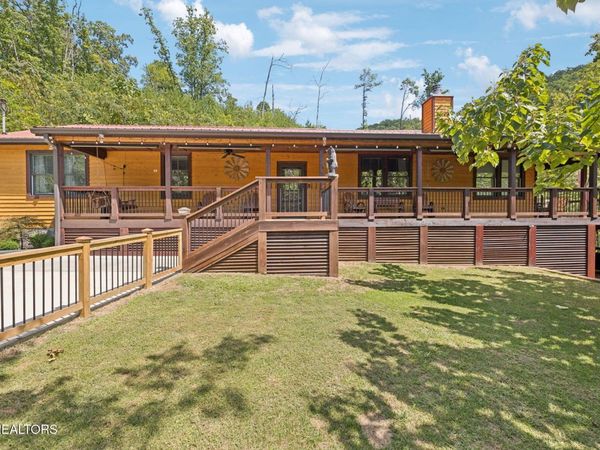 2029 Windy Lane, Sevierville, TN 37876