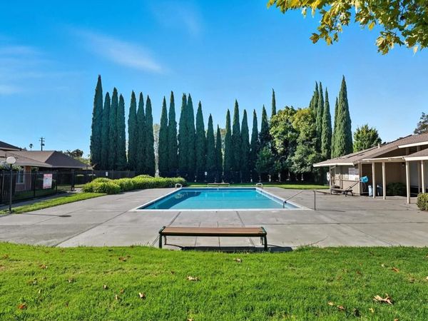 2067 Olivera Rd, Unit B, Concord, CA 94520