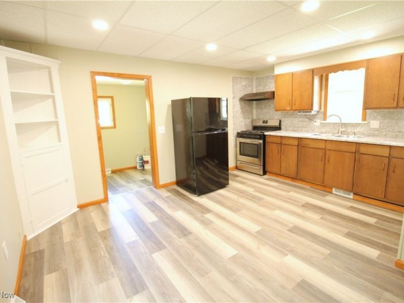 5829 Heather Hedge Drive, Chippewa Lake, OH 44215 Photo 11