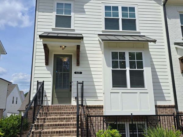 825 Green Sapling Trail E, Unit 18, Suwanee, GA 30024