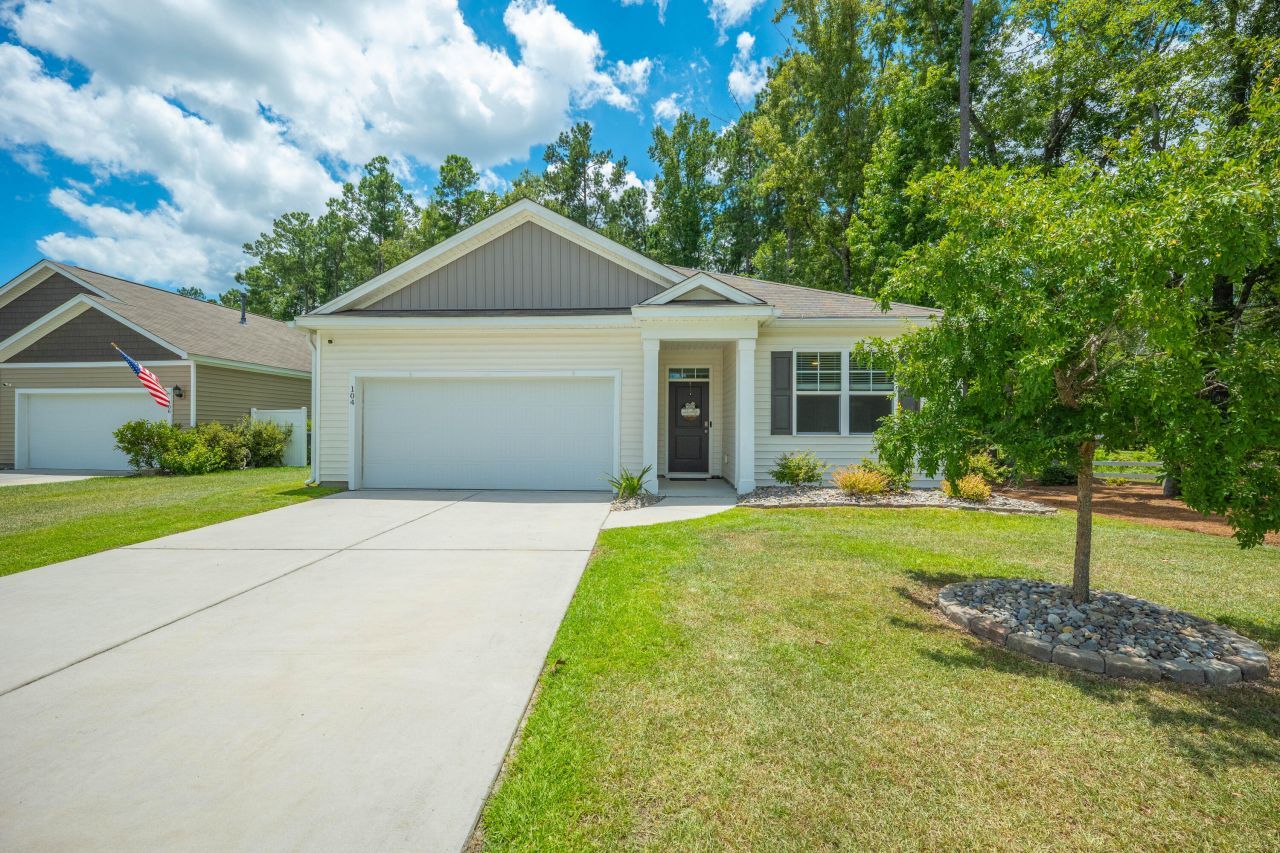 104 Rusting Link Road Photo 2