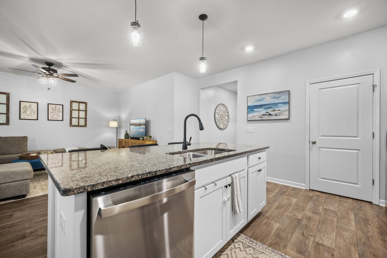 104 Rusting Link Road Photo 7