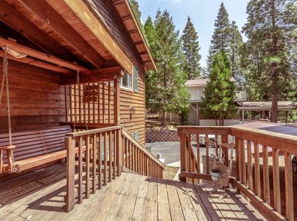 600 Clifford Trail, Lake Almanor, CA 96137 Photo
