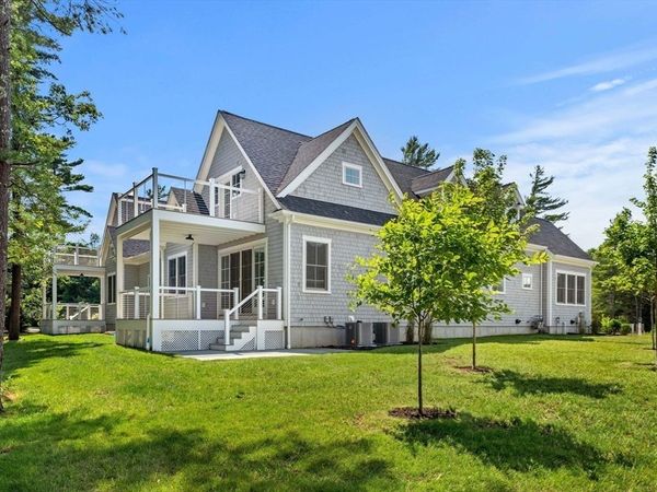 2 Golf Cottage Way, Unit 2, Mattapoisett, MA 02739