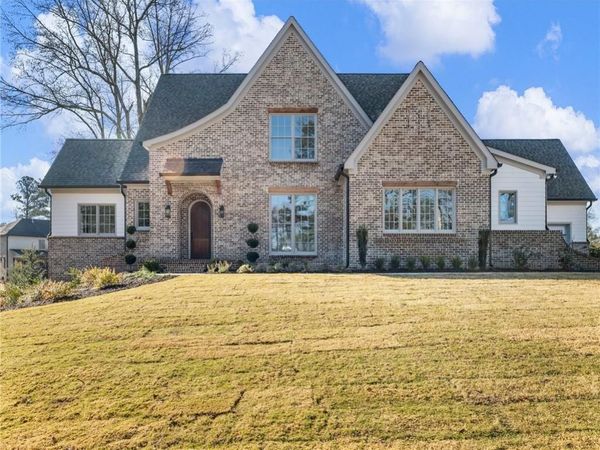 5450 N RICHLAND CREEK Street, Buford, GA 30518