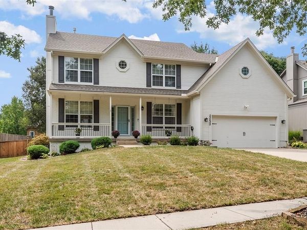 22625 W 49th Street, Shawnee, KS 66226