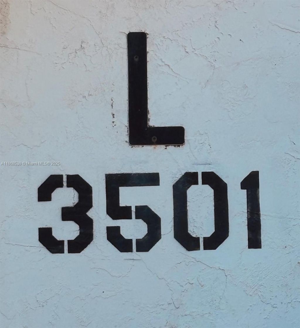 3501 Inverrary Dr, Unit 201, Lauderhill, FL 33319 Photo