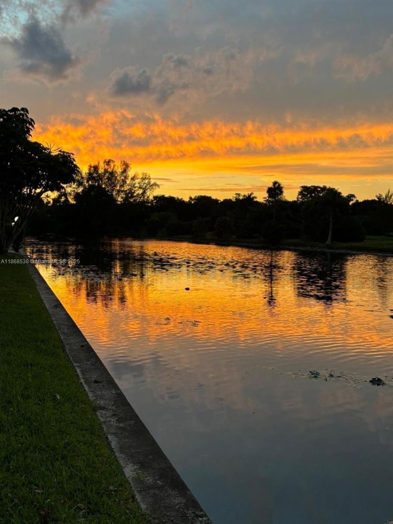 3501 Inverrary Dr, Unit 201, Lauderhill, FL 33319 Photo