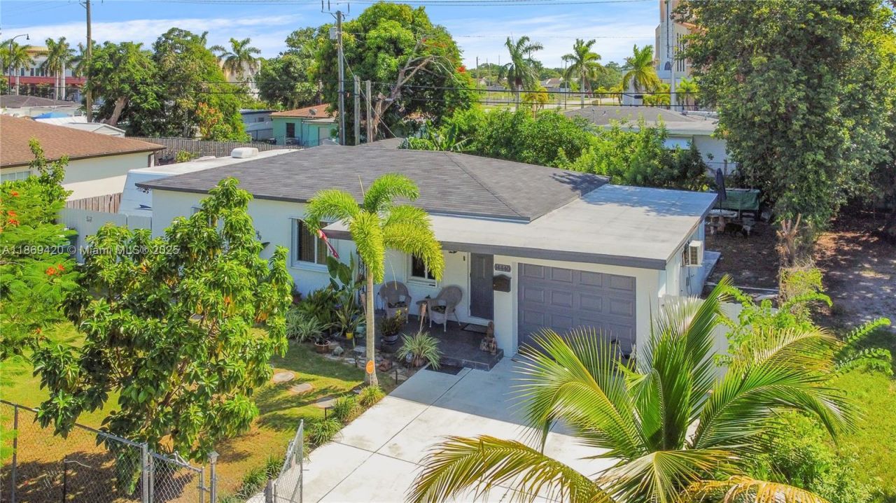 14440 Monroe St, Miami, FL 33176 Photo