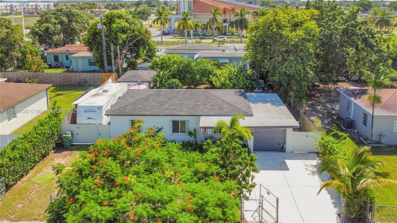 14440 Monroe St, Miami, FL 33176 Photo