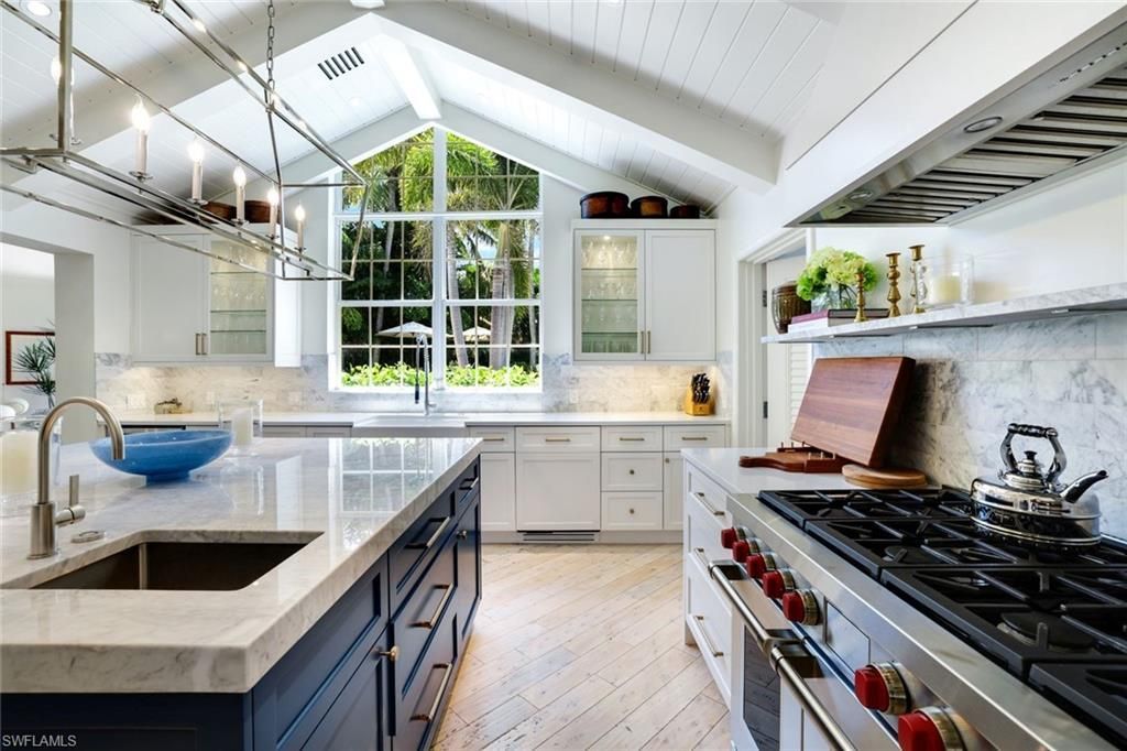 642 6th Ave N, Naples, FL 34102 Photo