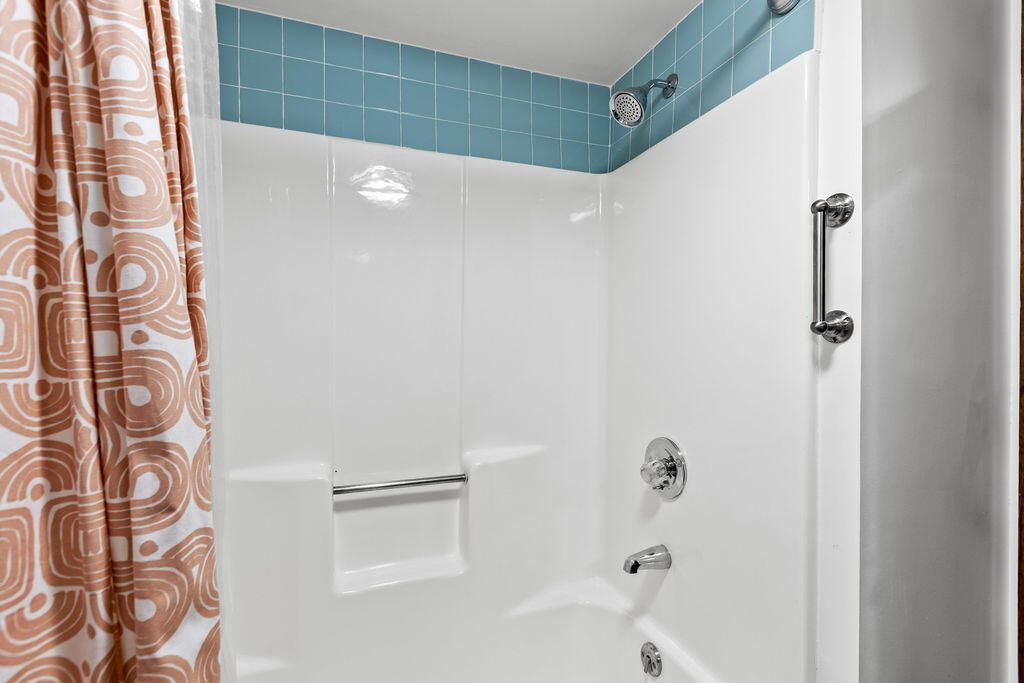 771 Spinnaker Beachhouses Photo 25