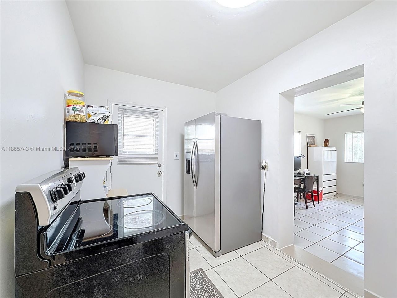 675 W 30th St, Hialeah, FL 33012 Photo