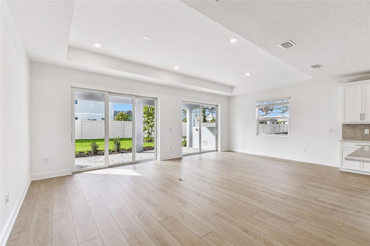 7575 Seahawk Avenue, Sarasota, FL 34241 Photo