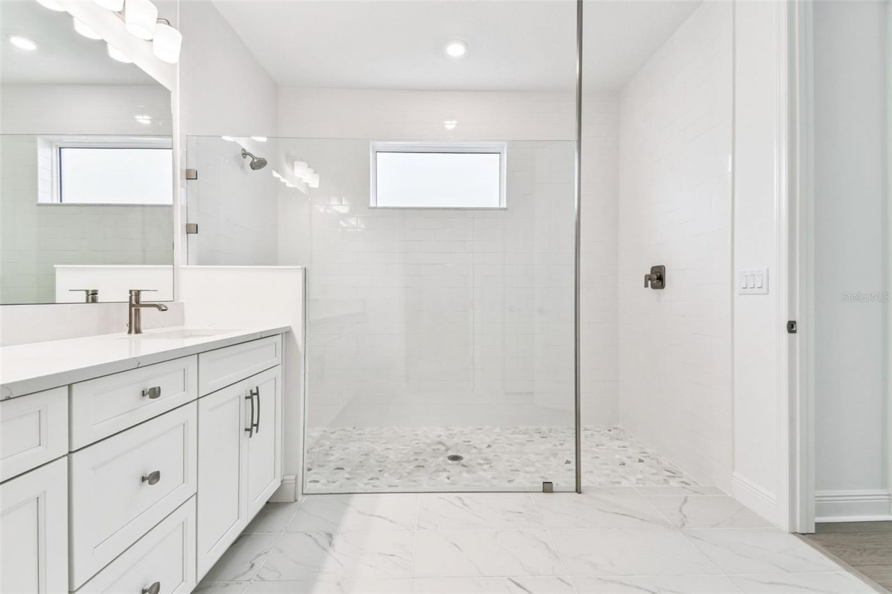 7575 Seahawk Avenue, Sarasota, FL 34241 Photo