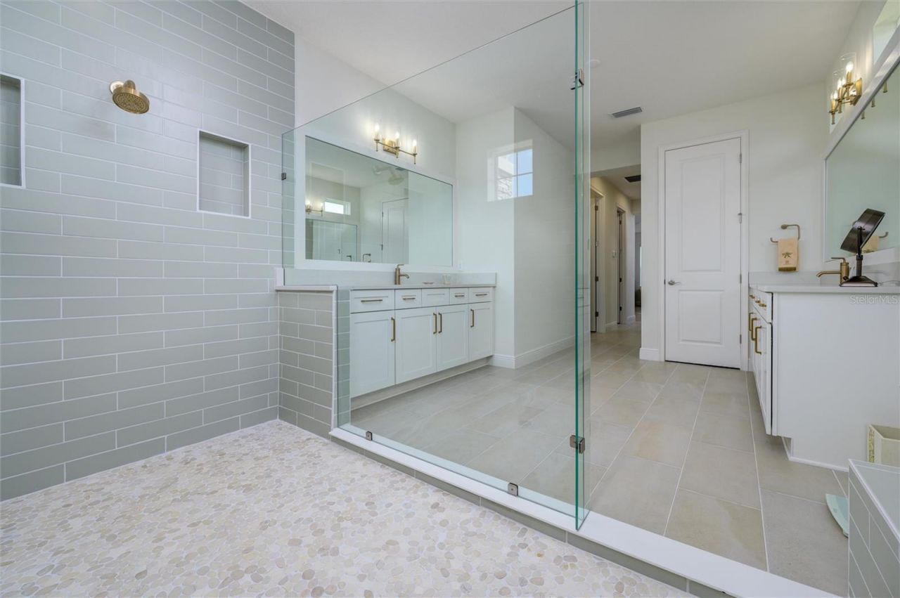 13744 Carryback Drive, Dade City, FL 33525 Photo